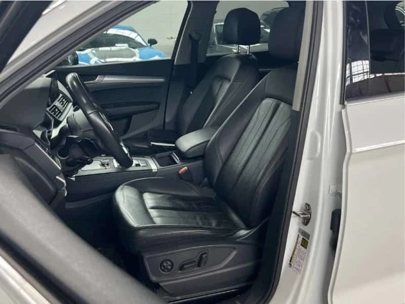 Audi Q5  Progressiv / CAMERA / ПОДГРЕВИ / CAR PLAY , снимка 15 - Автомобили и джипове - 54127041