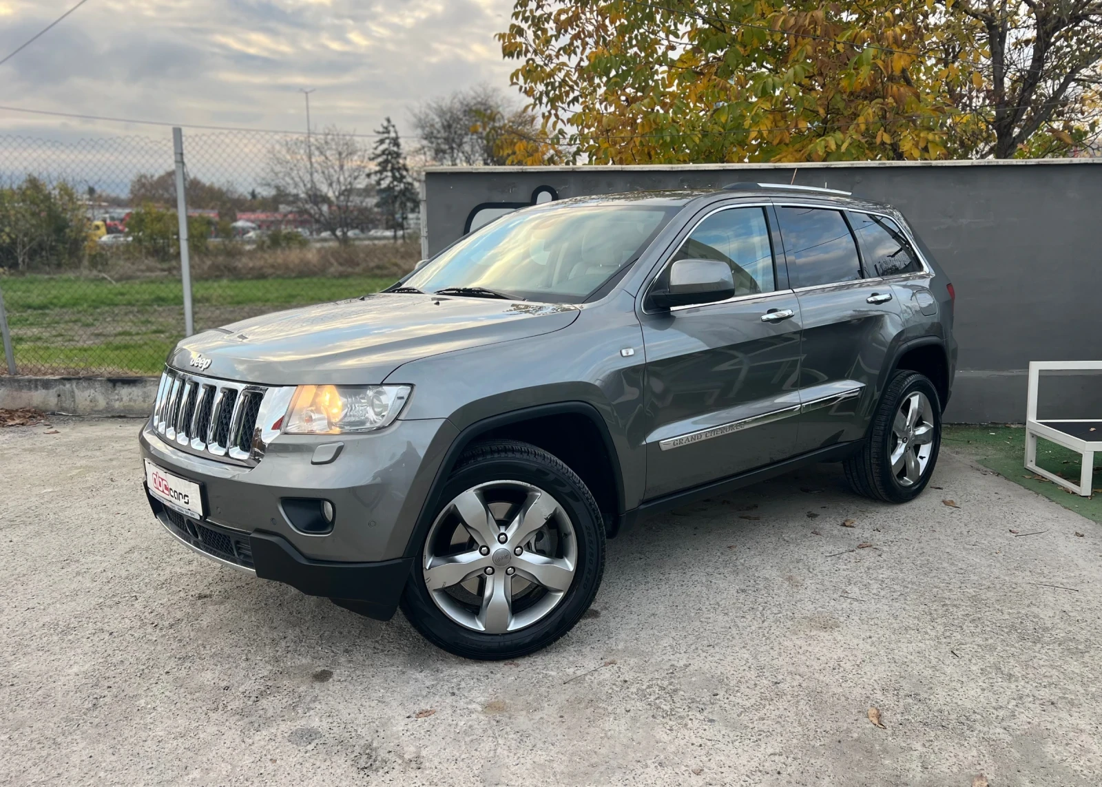 Jeep Grand cherokee 3.0CRD 4WD Overland, снимка 1