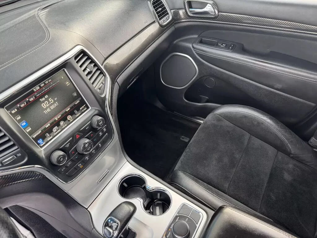 Jeep Grand cherokee SRT* ПОДГРЕВ* КАМЕРА* KEYLESS* М.ТОЧКА - изображение 10