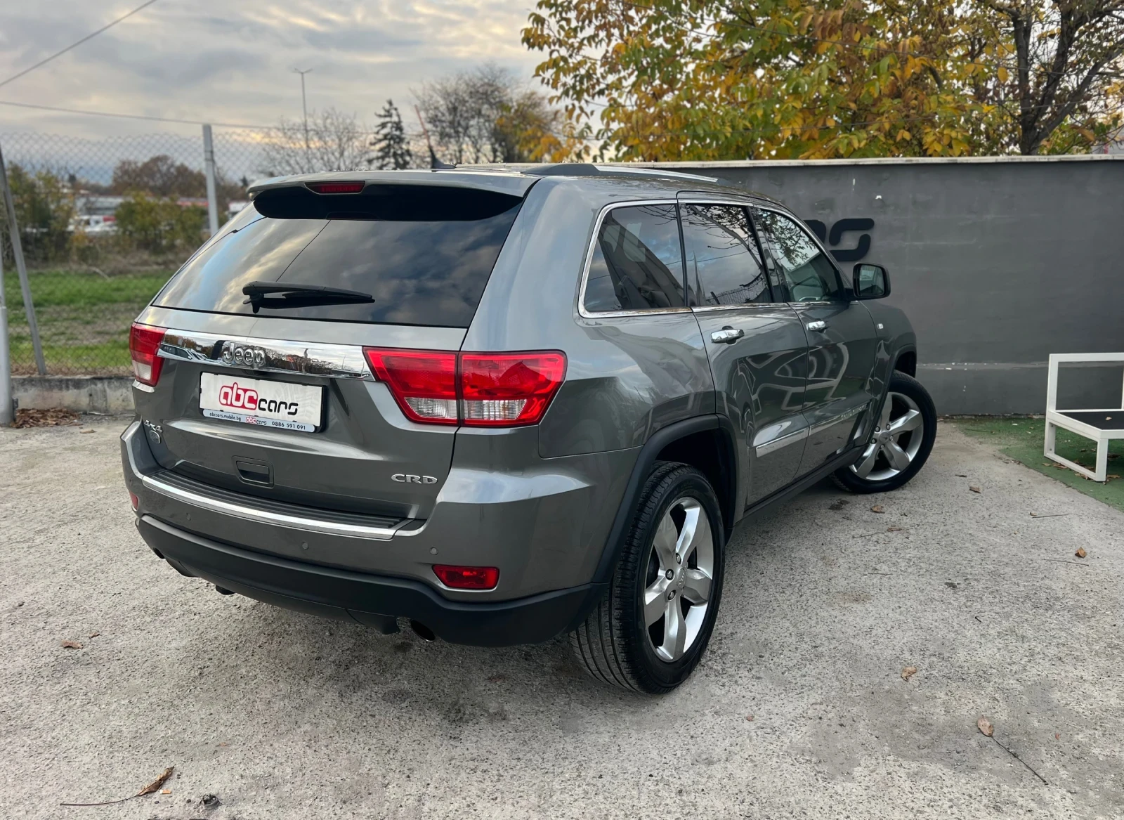 Jeep Grand cherokee 3.0CRD 4WD Overland - изображение 4