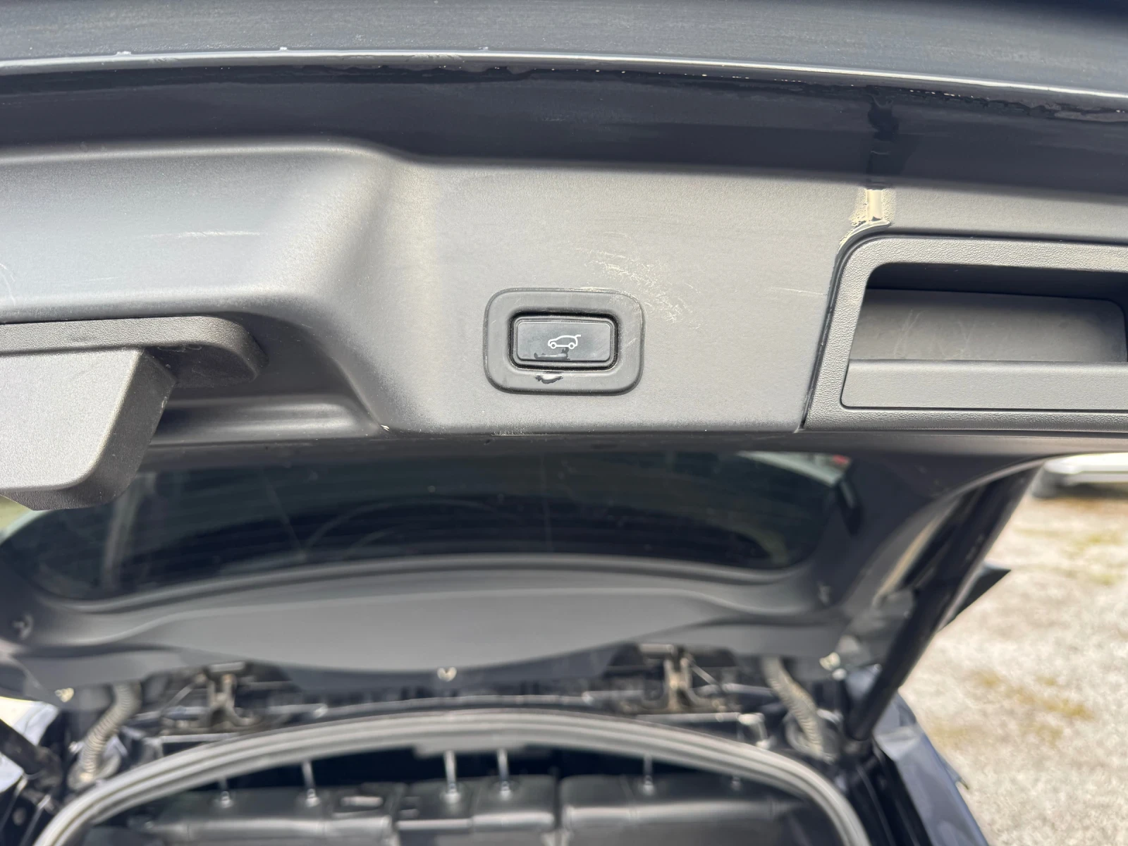 Land Rover Range Rover Evoque HYBRID * КОЖА* КАМЕРИ* 2.0TD 150hp* DIGITAL*  - изображение 10