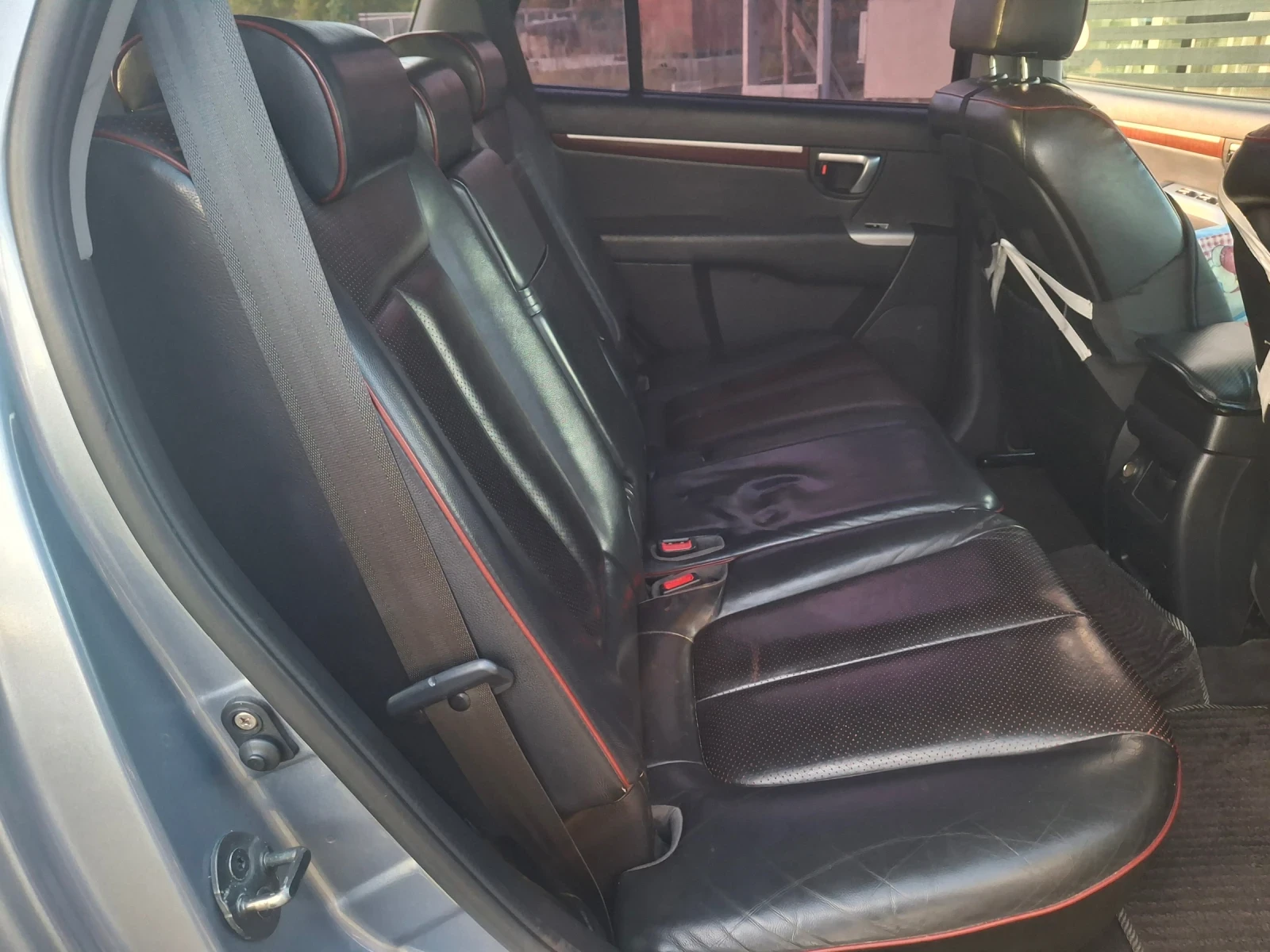 Hyundai Santa fe 2.2 155кс, снимка 9 - Автомобили и джипове - 54166261