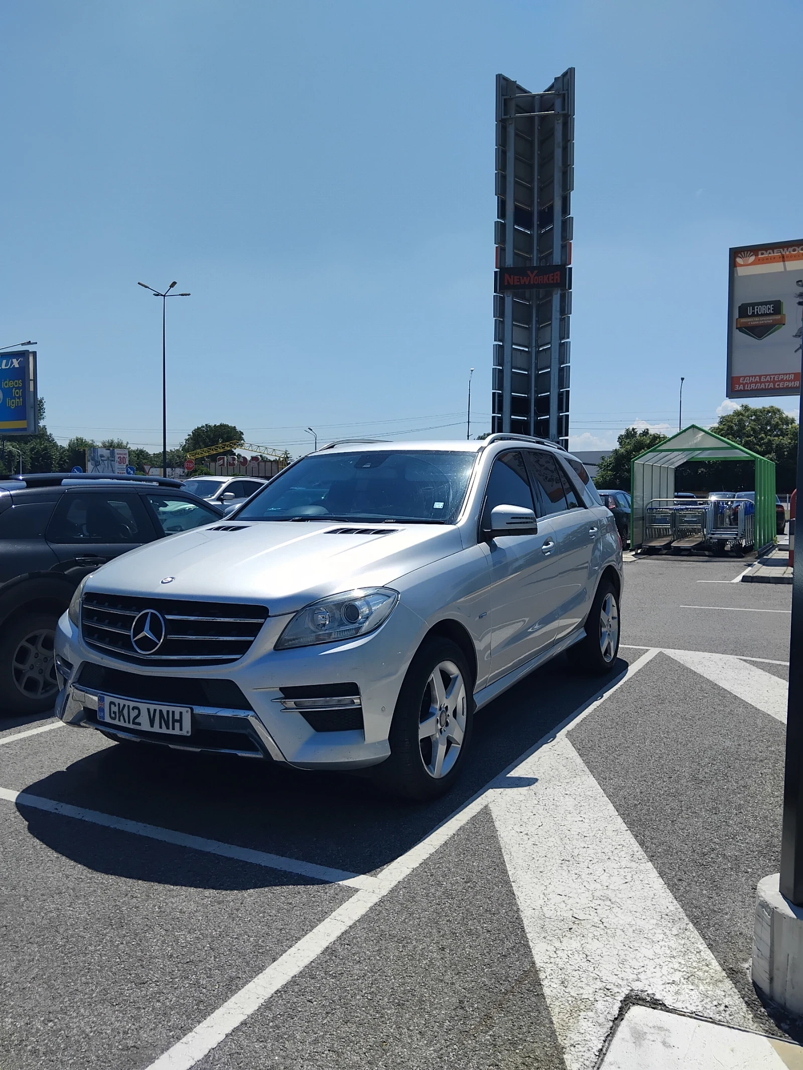 Mercedes-Benz ML 350 Amg line , снимка 2 - Автомобили и джипове - 55072970