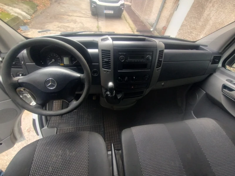 Mercedes-Benz Sprinter 211 2.2 CDI , снимка 13 - Бусове и автобуси - 52479155