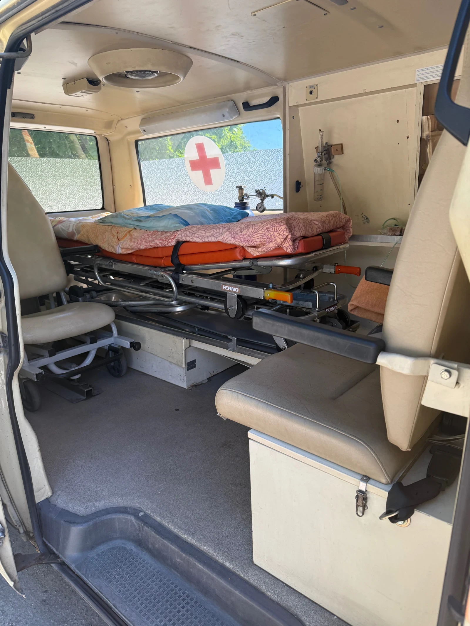VW T4, снимка 4 - Бусове и автобуси - 55239692
