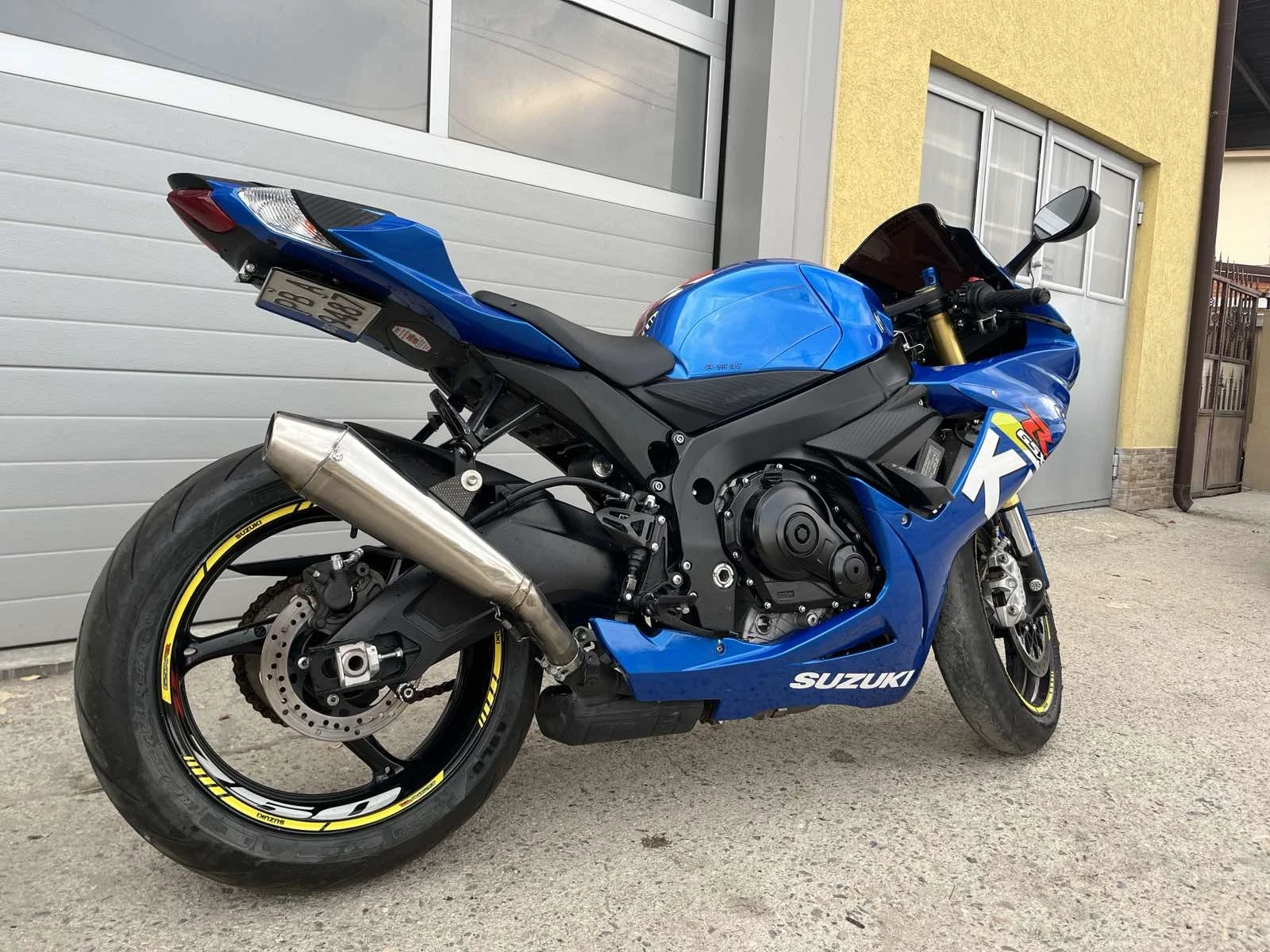 Suzuki Gsxr GSXR 750 L8 - изображение 8