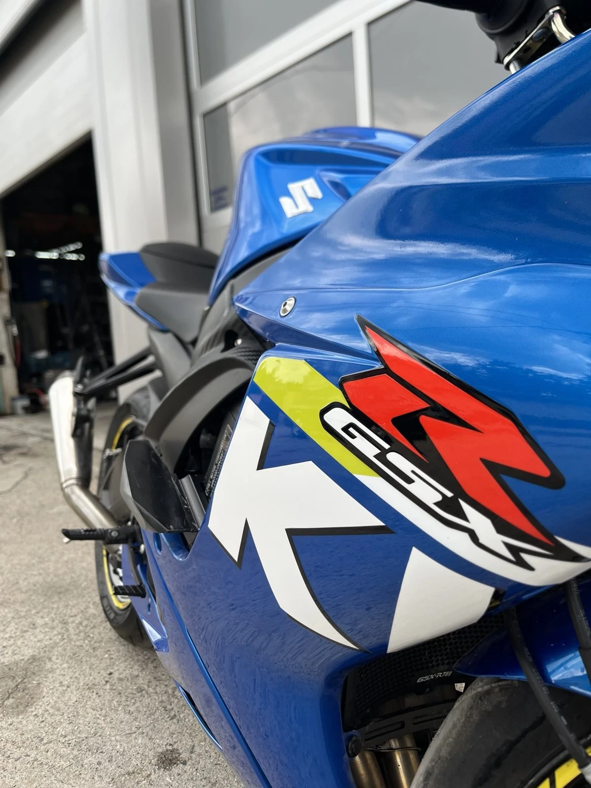 Suzuki Gsxr GSXR 750 L8 - изображение 7