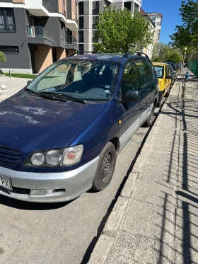 Toyota Picnic, снимка 1