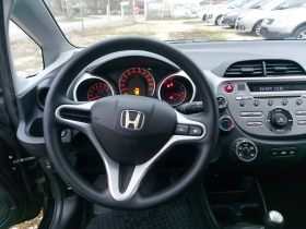 Honda Jazz 1.2i ШВЕЙЦАРИЯ, снимка 11 - Автомобили и джипове - 39452361