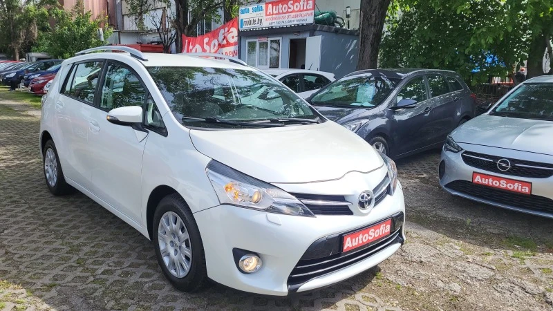 Toyota Verso 1.8i, Sport, 6 скорости, снимка 1 - Автомобили и джипове - 45887826