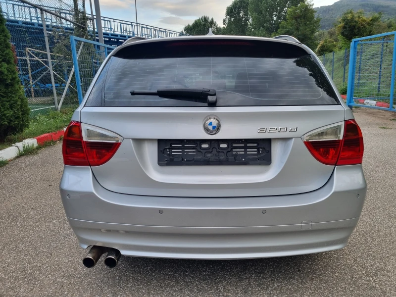 BMW 320 2.0D, снимка 8 - Автомобили и джипове - 47346006