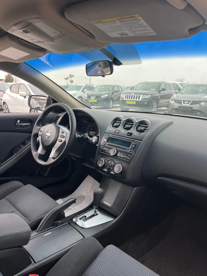 Nissan Altima 2.5S, снимка 10 - Автомобили и джипове - 49326415