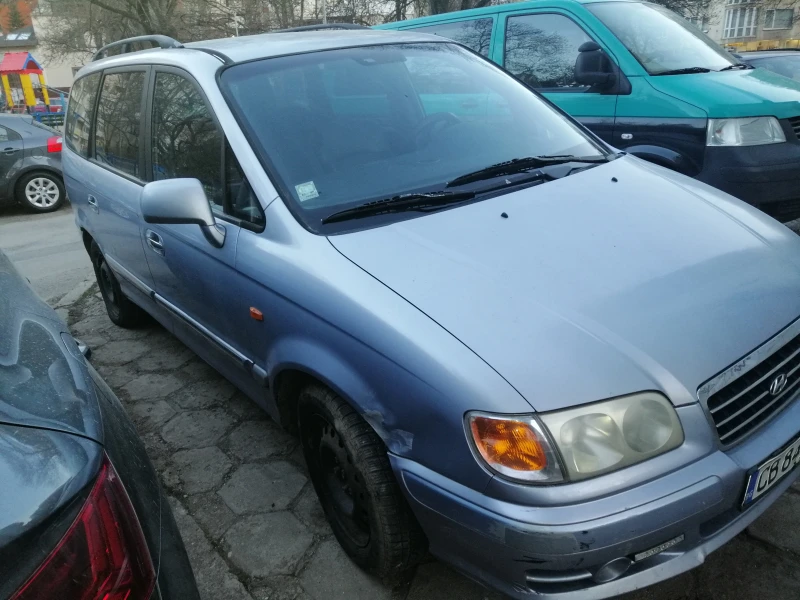 Hyundai Trajet, снимка 16 - Автомобили и джипове - 49536430