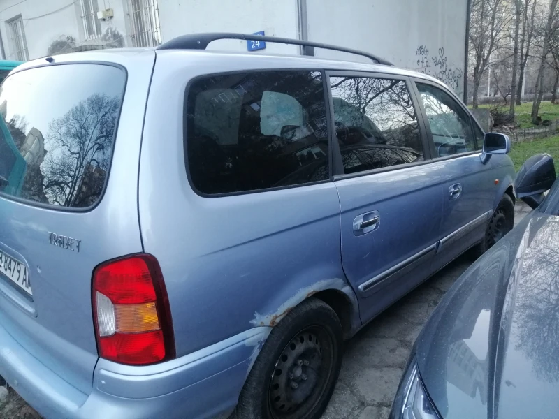 Hyundai Trajet, снимка 7 - Автомобили и джипове - 49536430