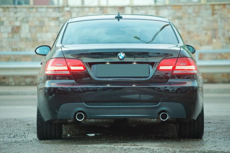BMW 335 i M / RWD / DCT, снимка 5 - Автомобили и джипове - 52178624