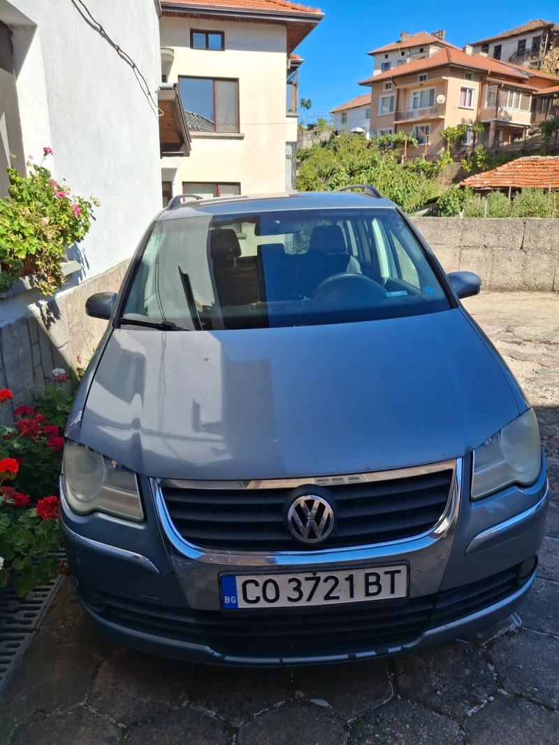 VW Touran, снимка 3 - Автомобили и джипове - 52891381