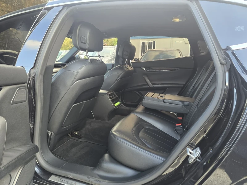 Maserati Quattroporte 3.0D 250к.с Топ състояние , снимка 11 - Автомобили и джипове - 52098509