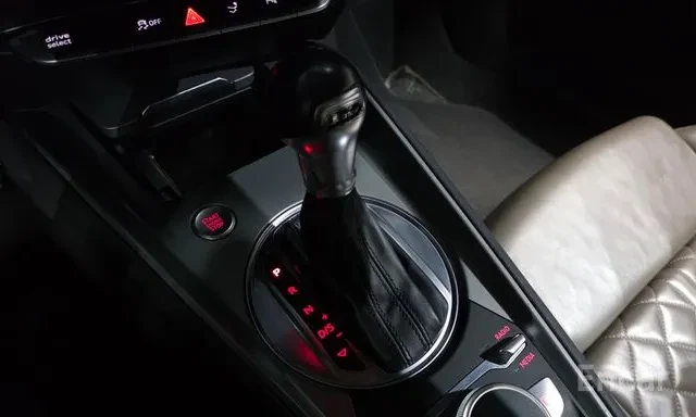 Audi Tt 45 TFSI quattro* LED* ����* ������� | Mobile.bg � ����������� 9