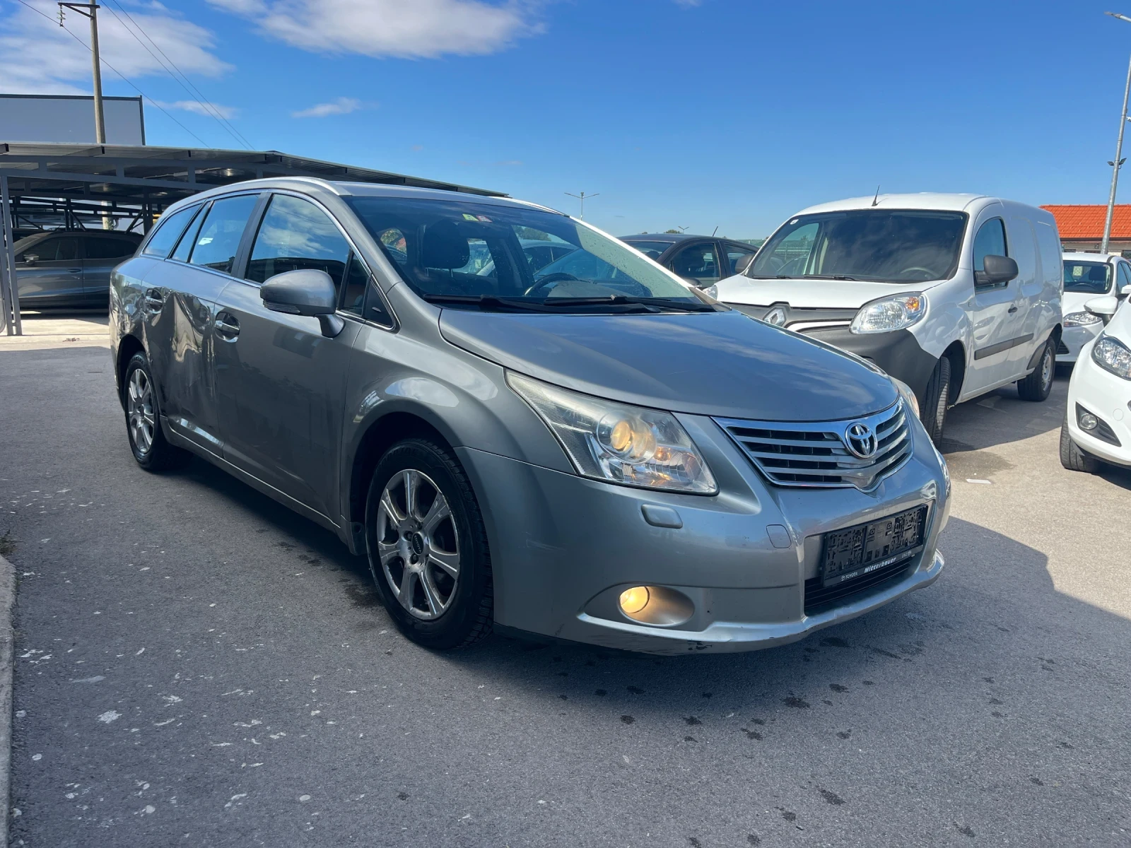 Toyota Avensis 2.0D 125 к.с - изображение 3