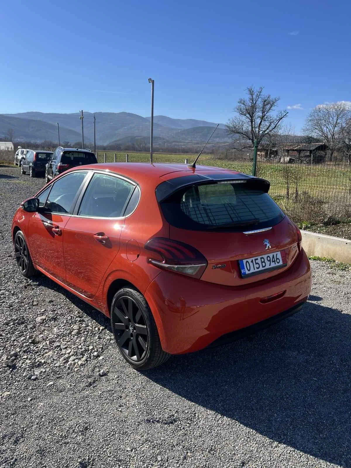 Peugeot 208 1.2 i euro6 - изображение 4