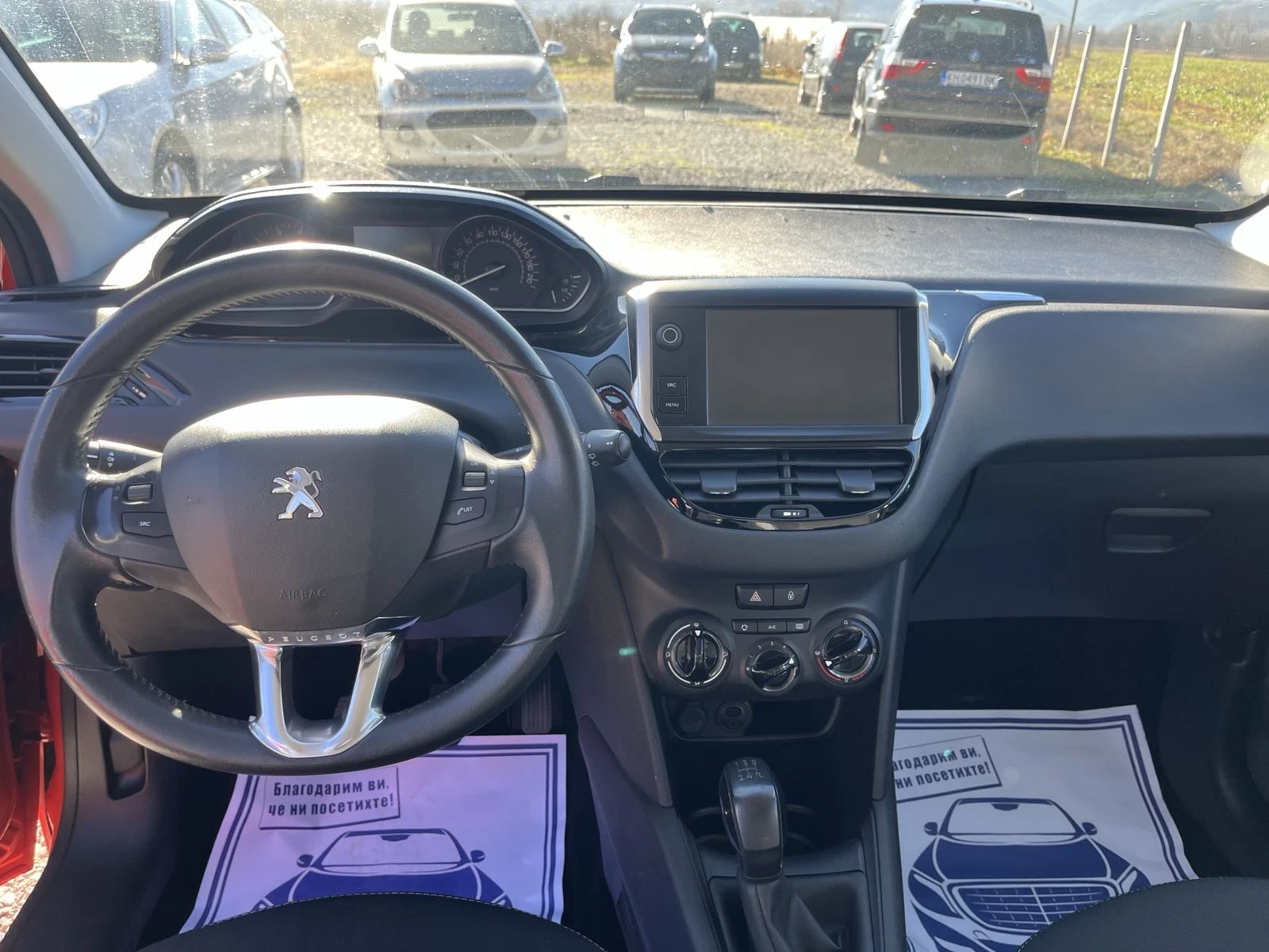 Peugeot 208 1.2 i euro6 - изображение 8