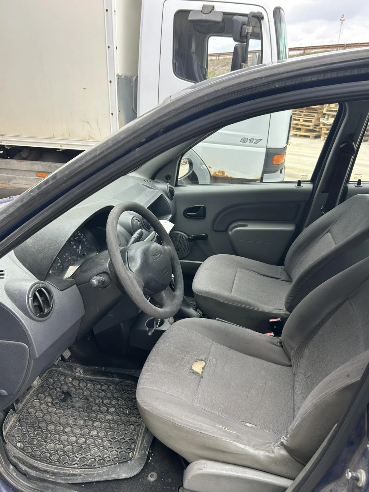 Dacia Logan 1.5 DCI - изображение 6