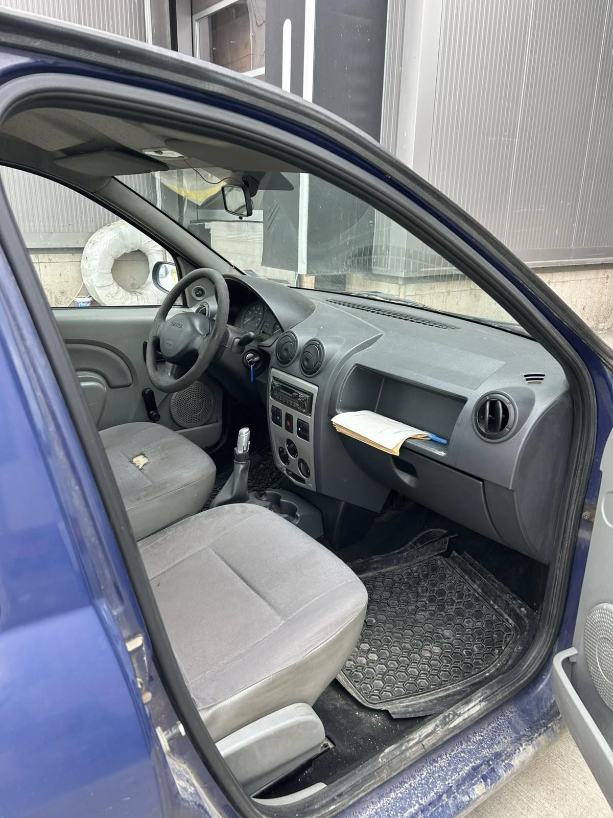 Dacia Logan 1.5 DCI - изображение 8