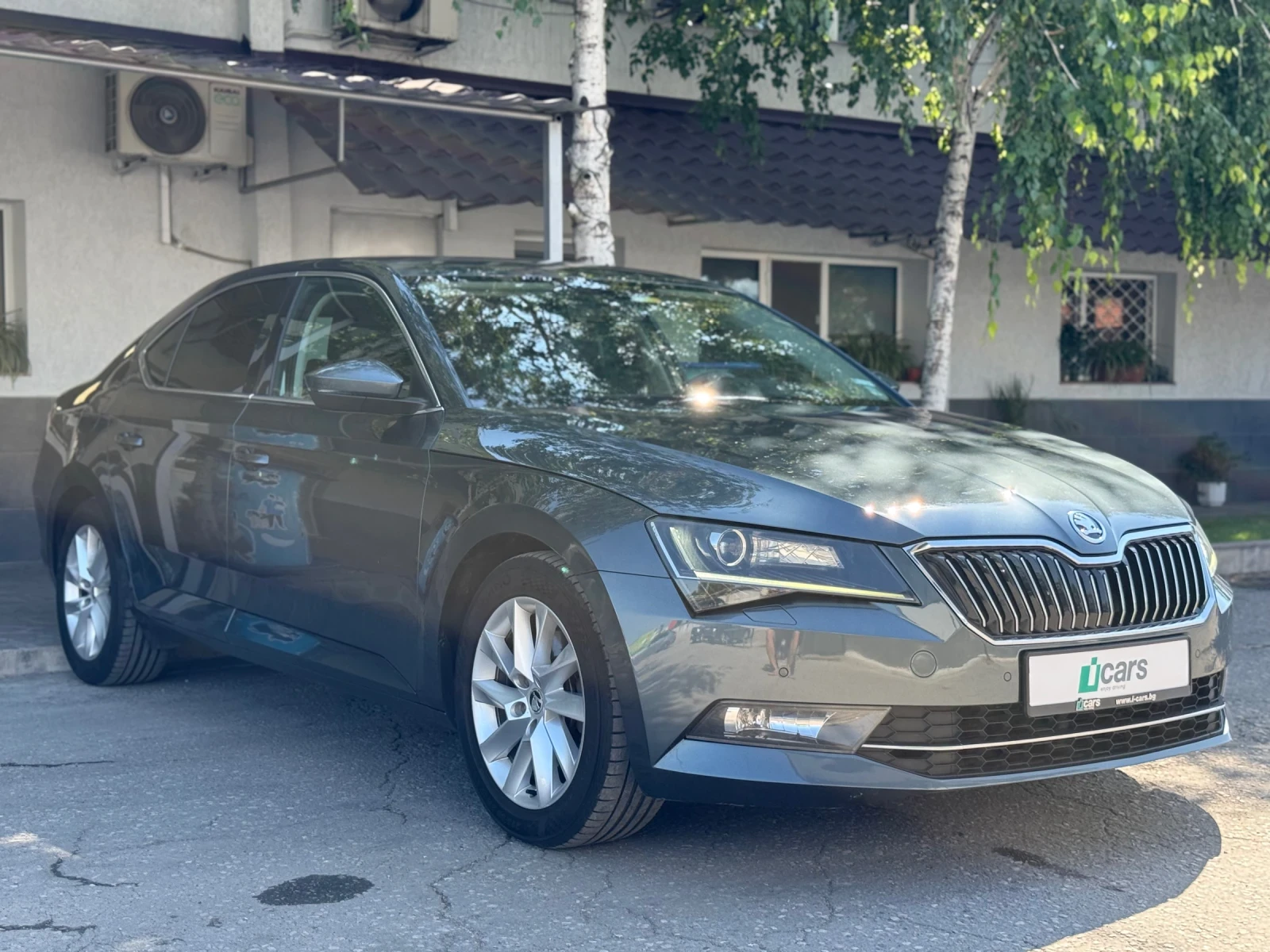 Skoda Superb  - изображение 3