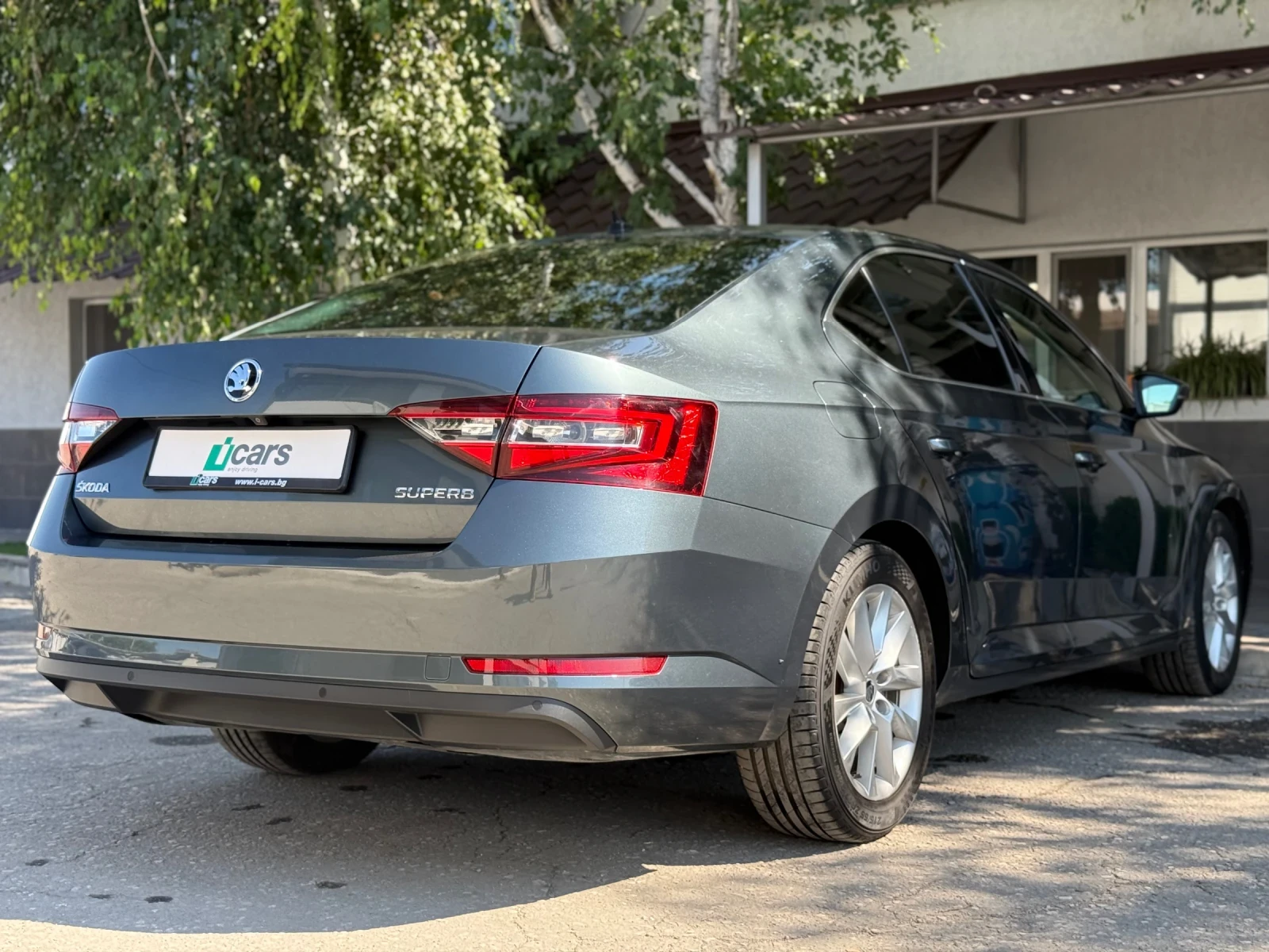 Skoda Superb  - изображение 6