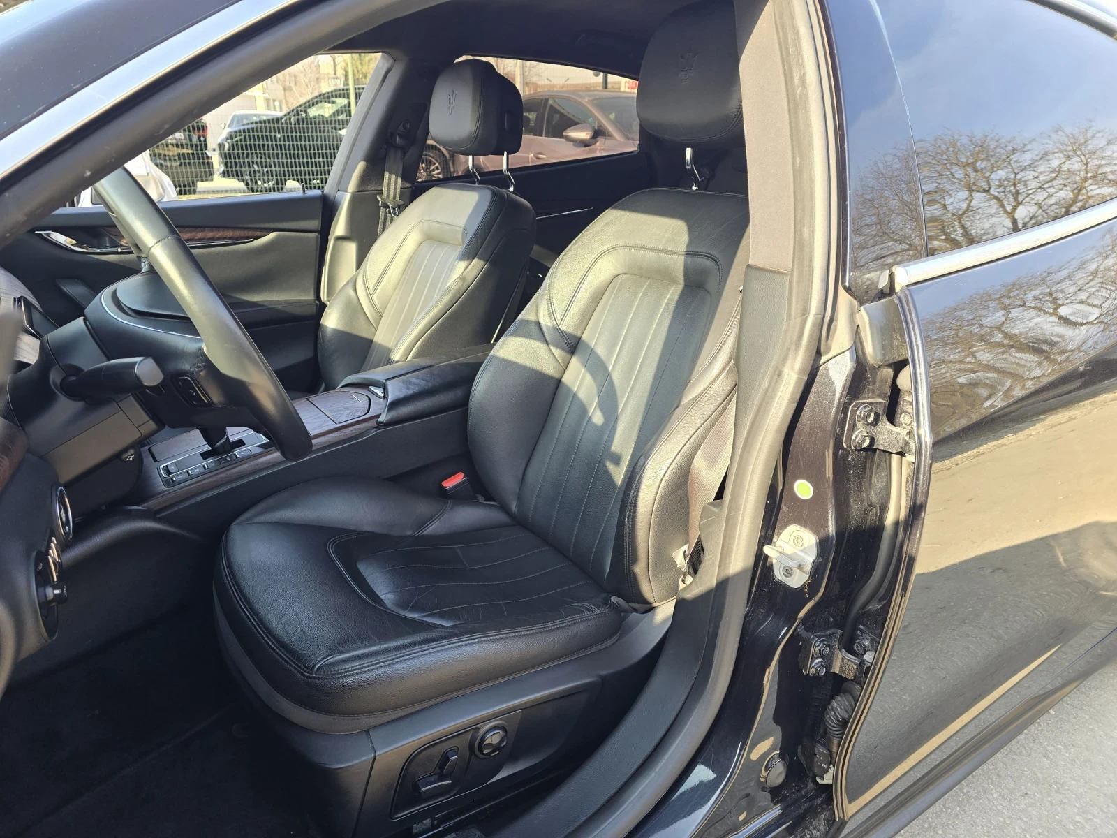 Maserati Quattroporte 3.0D 250к.с Топ състояние , снимка 9 - Автомобили и джипове - 52098509