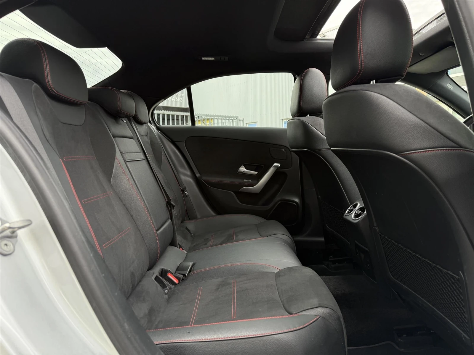 Mercedes-Benz A 250 Business Solution AMG - изображение 5