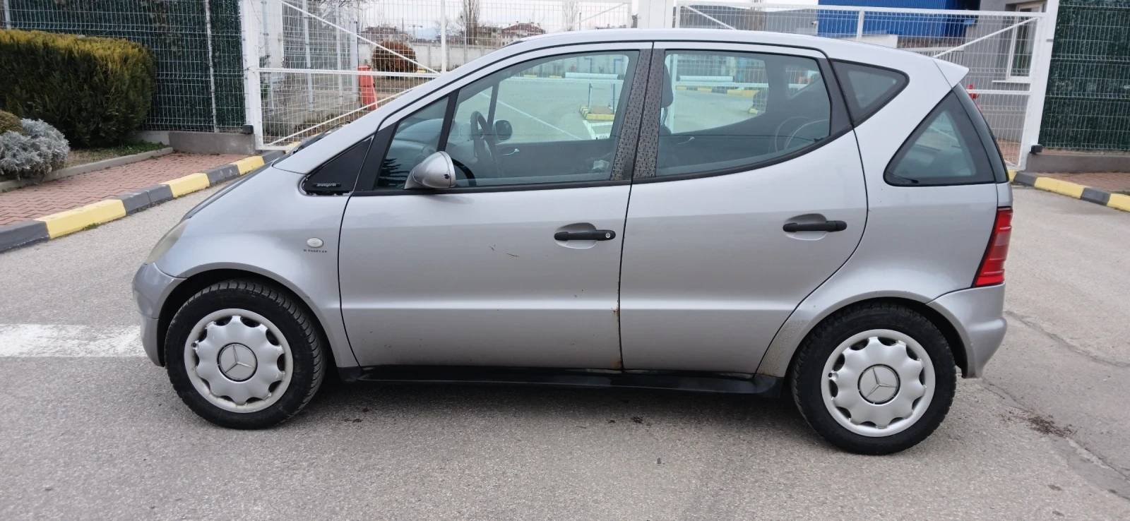 Mercedes-Benz A 160 Бензин, снимка 4 - Автомобили и джипове - 53950398