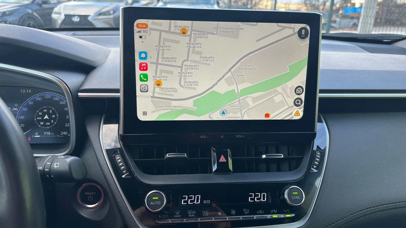 Toyota Corolla Cross 2.0 Hybrid Executive Plus 4x4 | Mobile.bg � ����������� 12