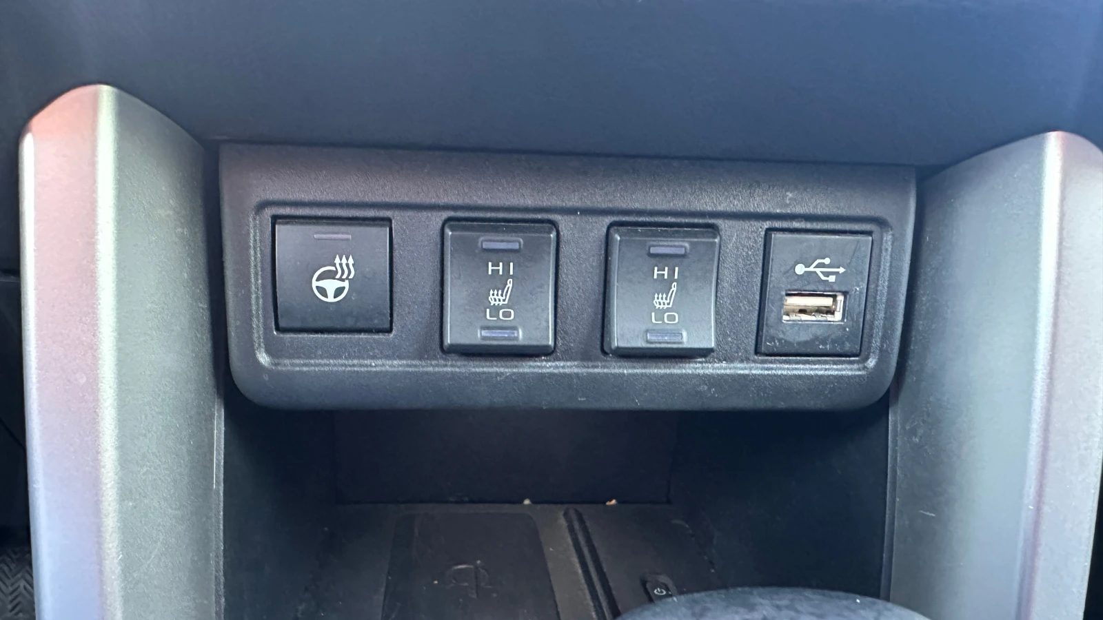 Toyota Corolla Cross 2.0 Hybrid Executive Plus 4x4 | Mobile.bg � ����������� 16