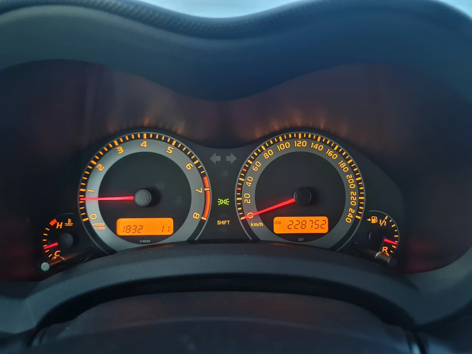 Toyota Auris 1.6 VVTI FaceLift Navi Evro 5, снимка 14 - Автомобили и джипове - 53854168