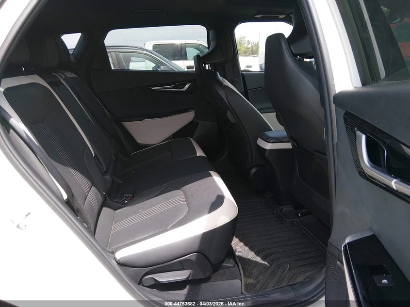 Kia EV6 GT-Line RWD, снимка 8 - Автомобили и джипове - 54378355