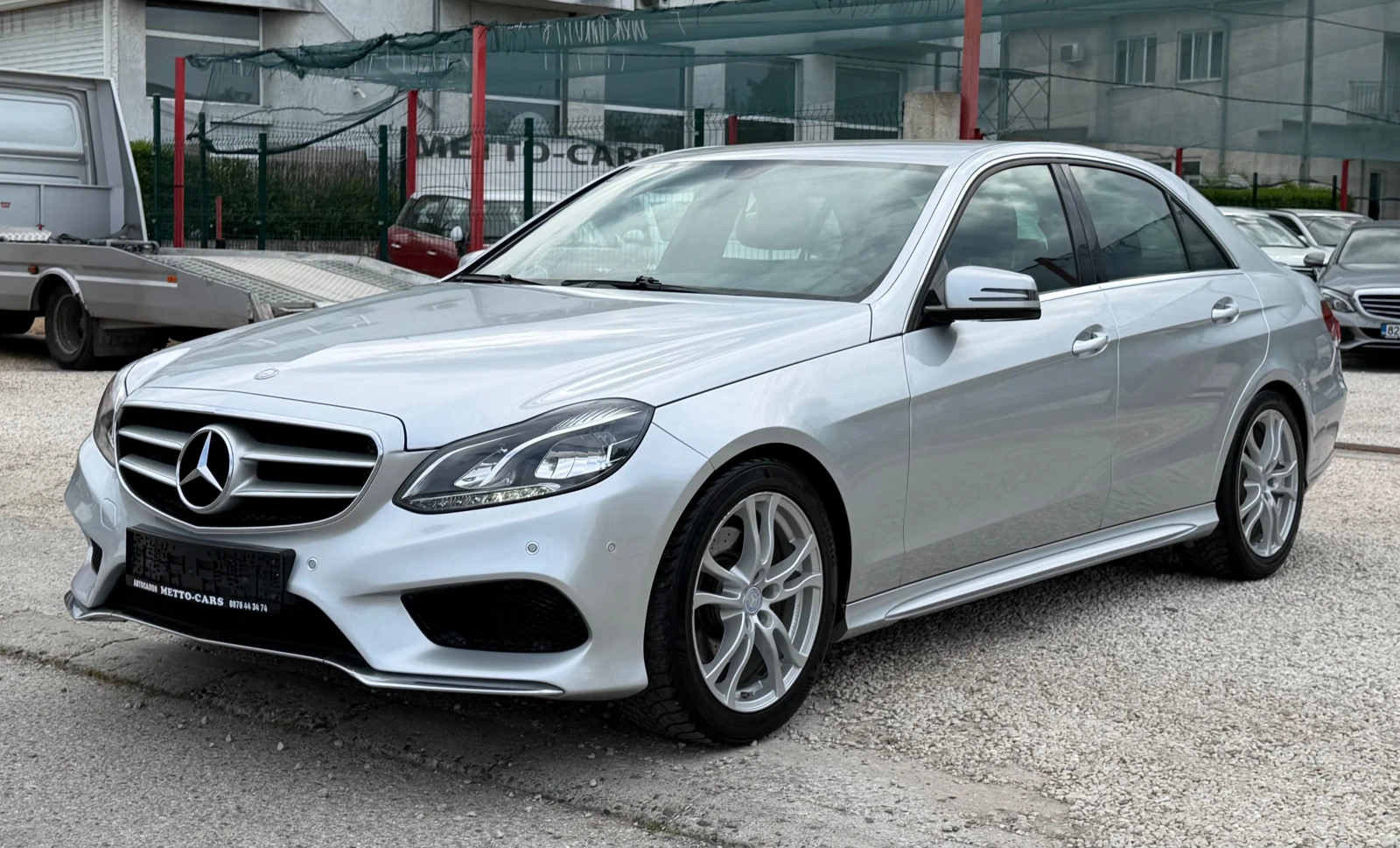 Mercedes-Benz E 200 2.2CDI* AMG* Pack, снимка 15 - Автомобили и джипове - 54457356