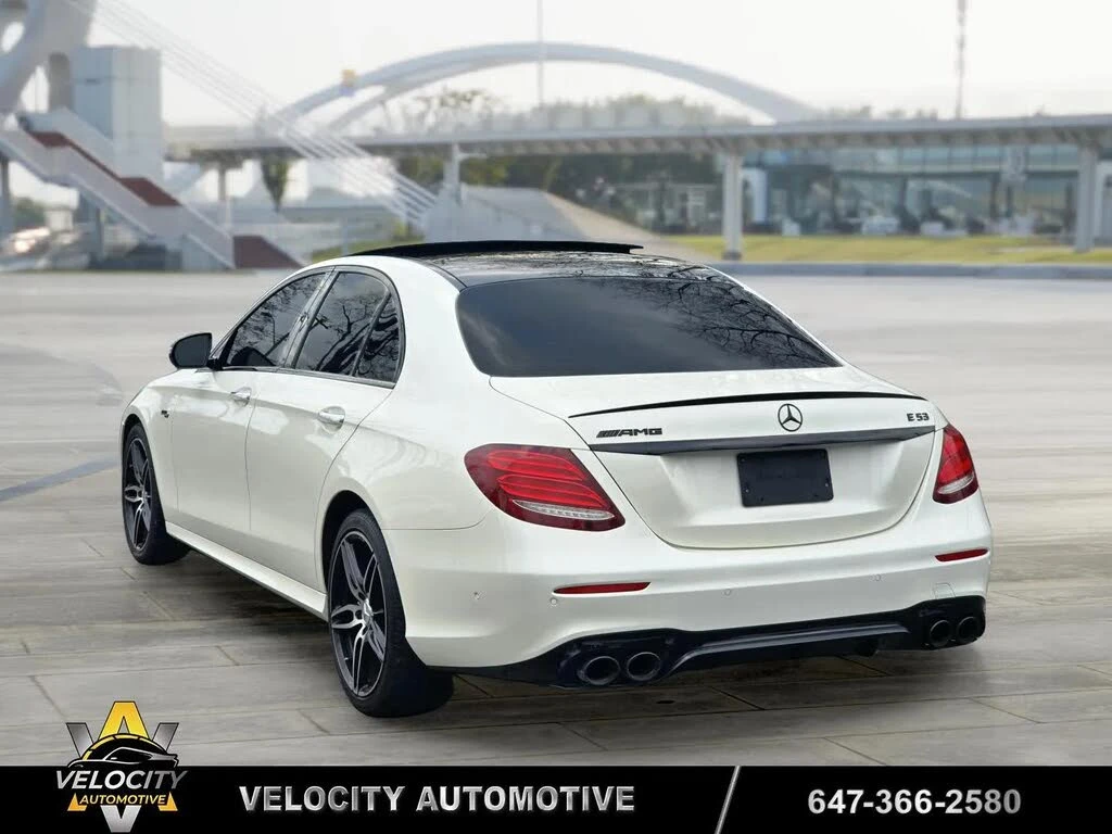Mercedes-Benz E 53 AMG  Sedan 4MATIC+ , снимка 3 - Автомобили и джипове - 54578149