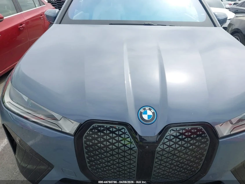 BMW iX xDrive50, снимка 10 - Автомобили и джипове - 54664192