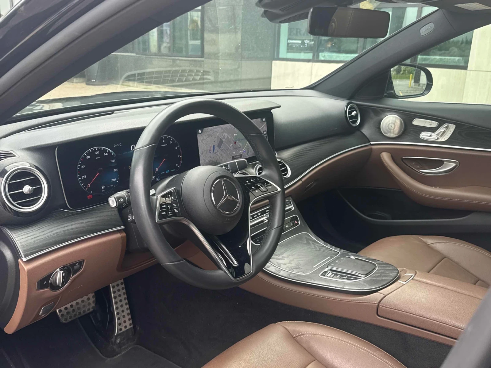 Mercedes-Benz E 450 ДИСТРОНИК * ПОДГРЕВ * ПАНОРАМА * BURMESTER, снимка 6 - Автомобили и джипове - 54841863