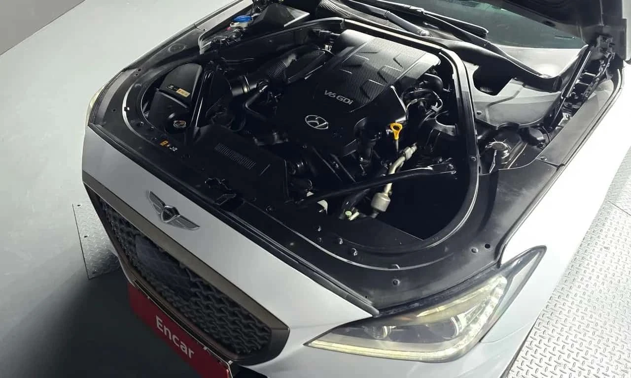 Hyundai Genesis * G380 Prestige AWD * 360 КАМЕРИ * ХЕДЪП, снимка 6 - Автомобили и джипове - 55564059