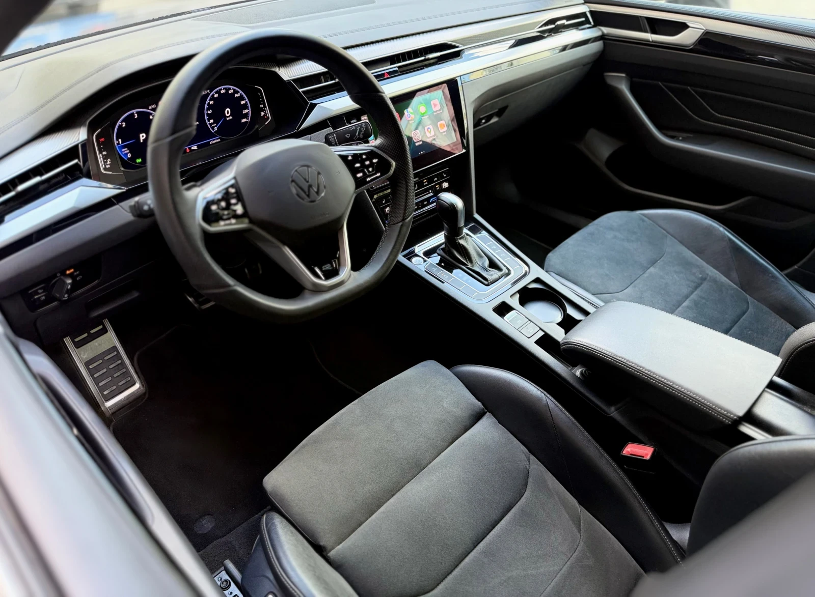 VW Arteon Shooting Brake 2.0 TDI R-LINE Масаж, снимка 8 - Автомобили и джипове - 55666924
