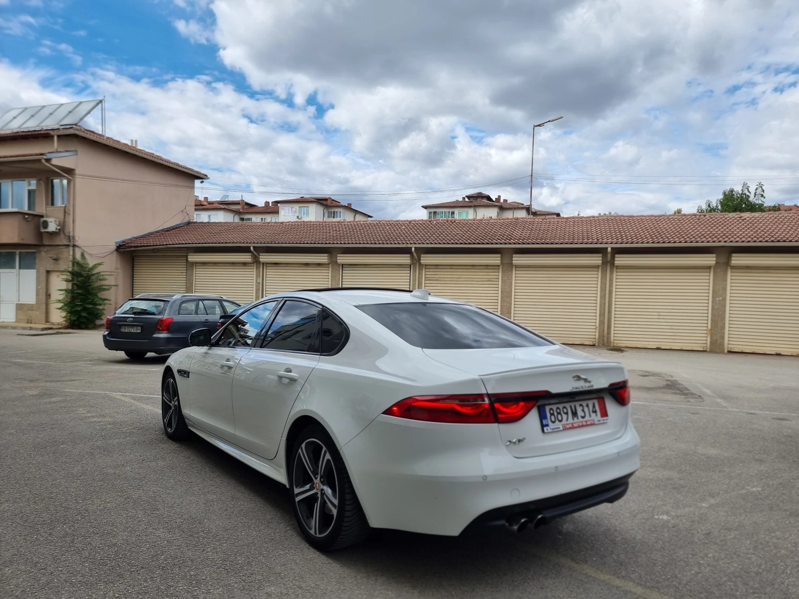 Jaguar Xf 2.0* 4X4* R-SPORT , снимка 7 - Автомобили и джипове - 56121534