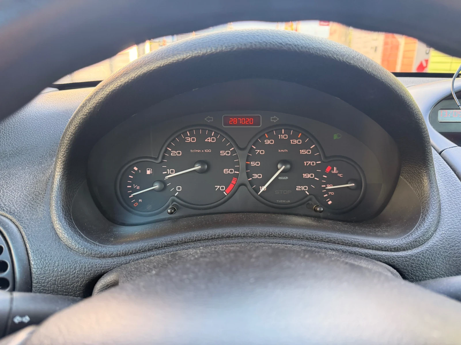 Peugeot 206, снимка 6 - Автомобили и джипове - 56233354