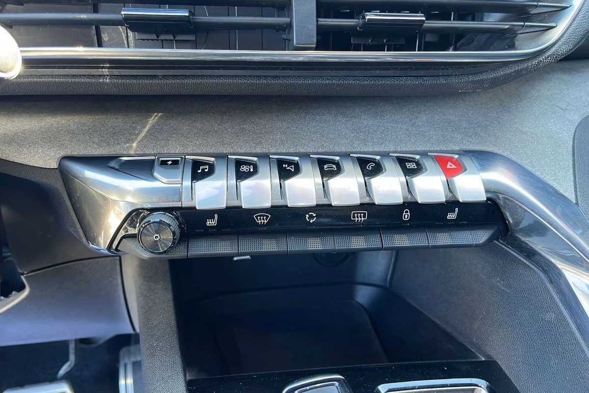 Peugeot 3008 HYBRID4 300 GT 4WD e-EAT8 ����������� ��������� | Mobile.bg � ����������� 9