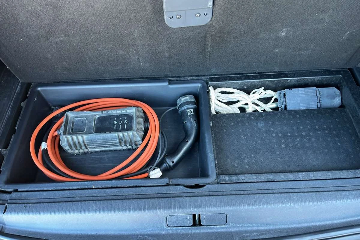 Peugeot 3008 HYBRID4 300 GT 4WD e-EAT8 ����������� ��������� | Mobile.bg � ����������� 15