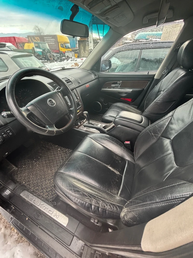 SsangYong Rexton 2.7d automatic  7-местен камера , снимка 3 - Автомобили и джипове - 48631048