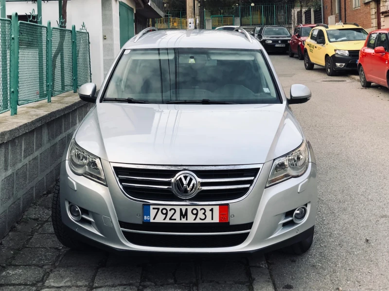 VW Tiguan 2.0TDI 4X4 AUTOMATIC, снимка 3 - Автомобили и джипове - 52872841