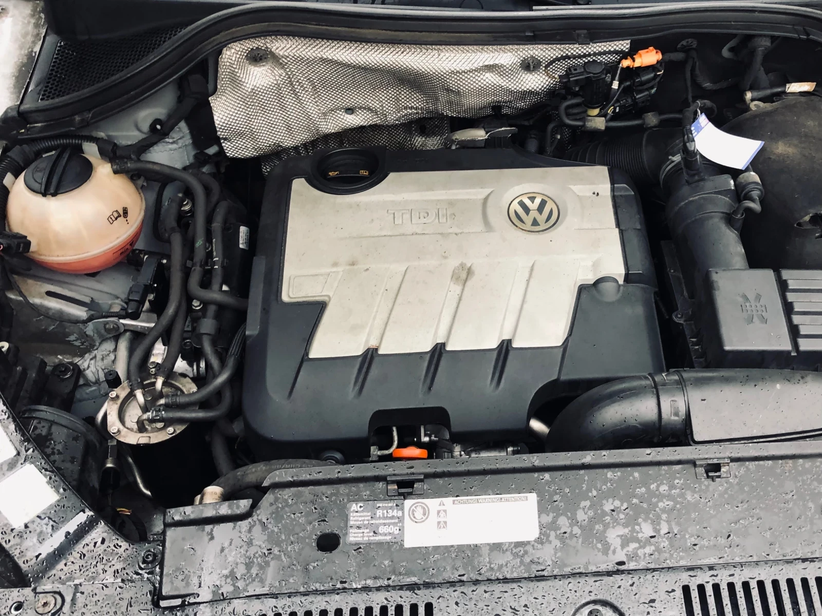 VW Tiguan 2.0TDI 4X4 AUTOMATIC - изображение 10