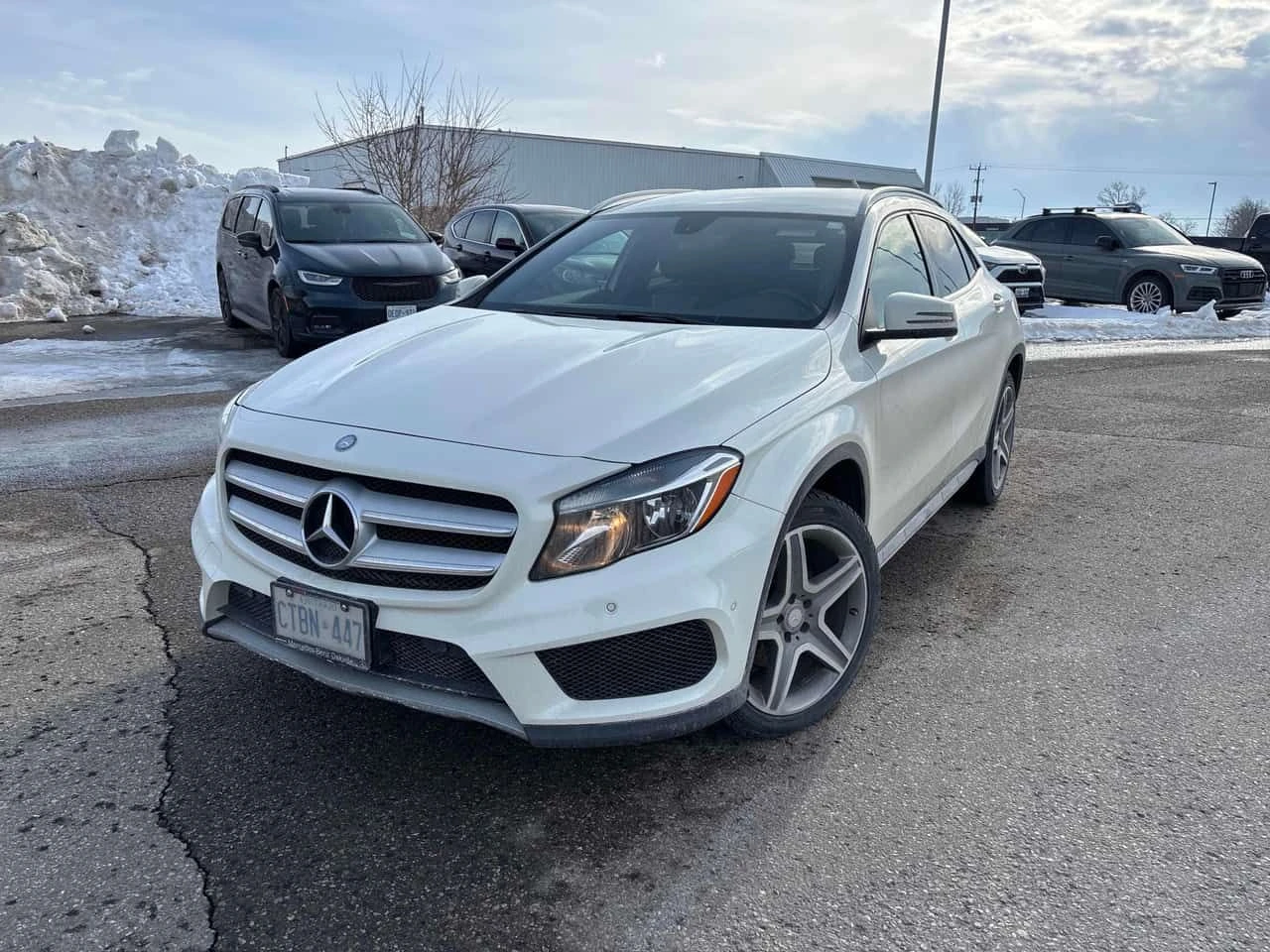 Mercedes-Benz GLA 250 CARFAX/ПОДГРЕВИ/KEYLESS